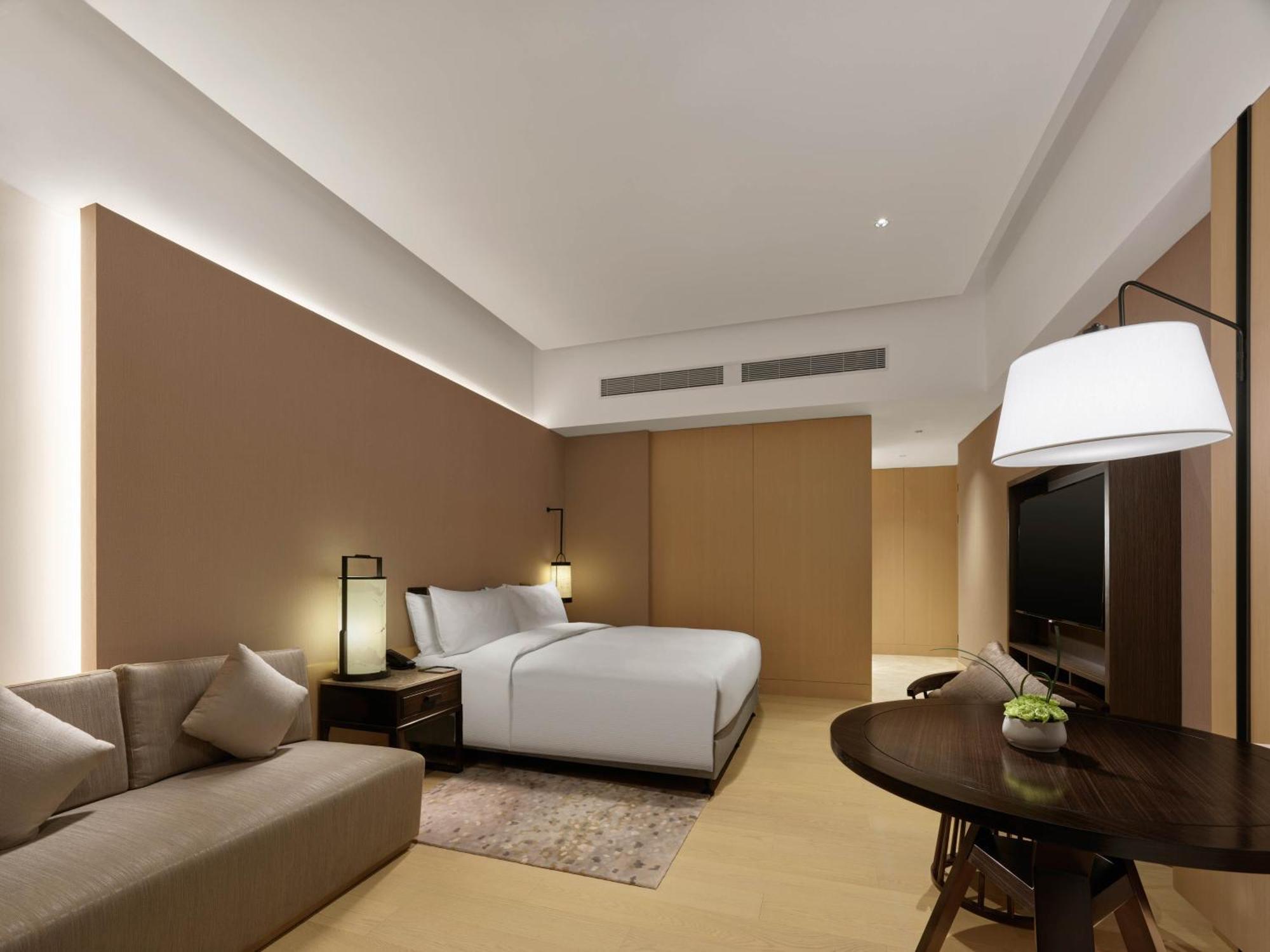 Hilton Shanghai Songjiang Guangfulin Exteriör bild