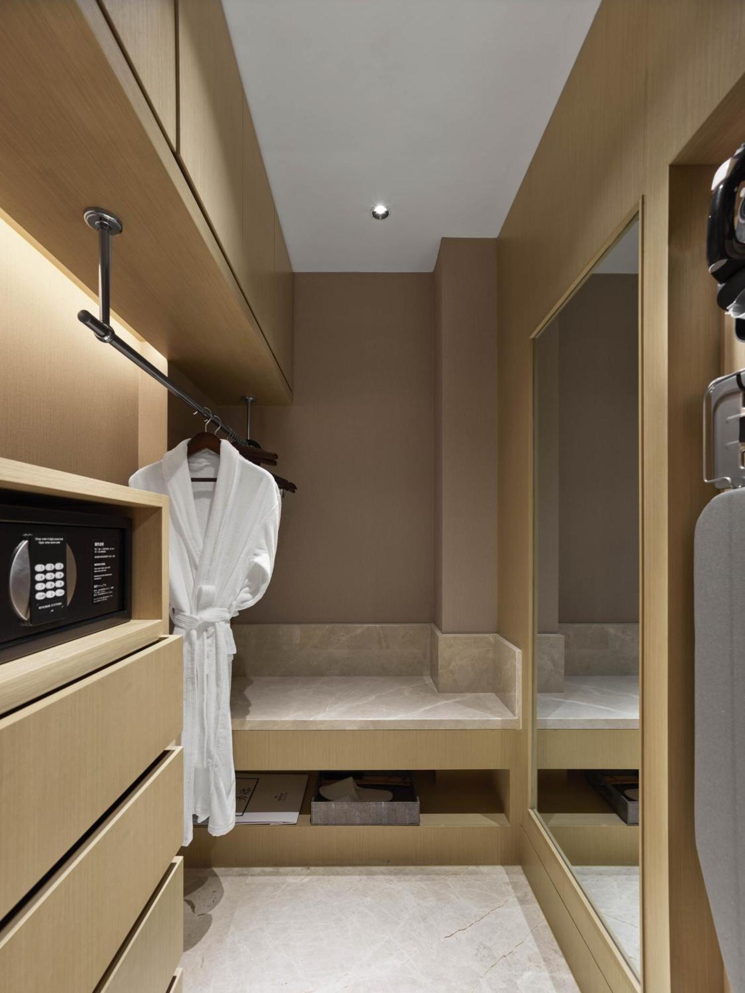 Hilton Shanghai Songjiang Guangfulin Exteriör bild