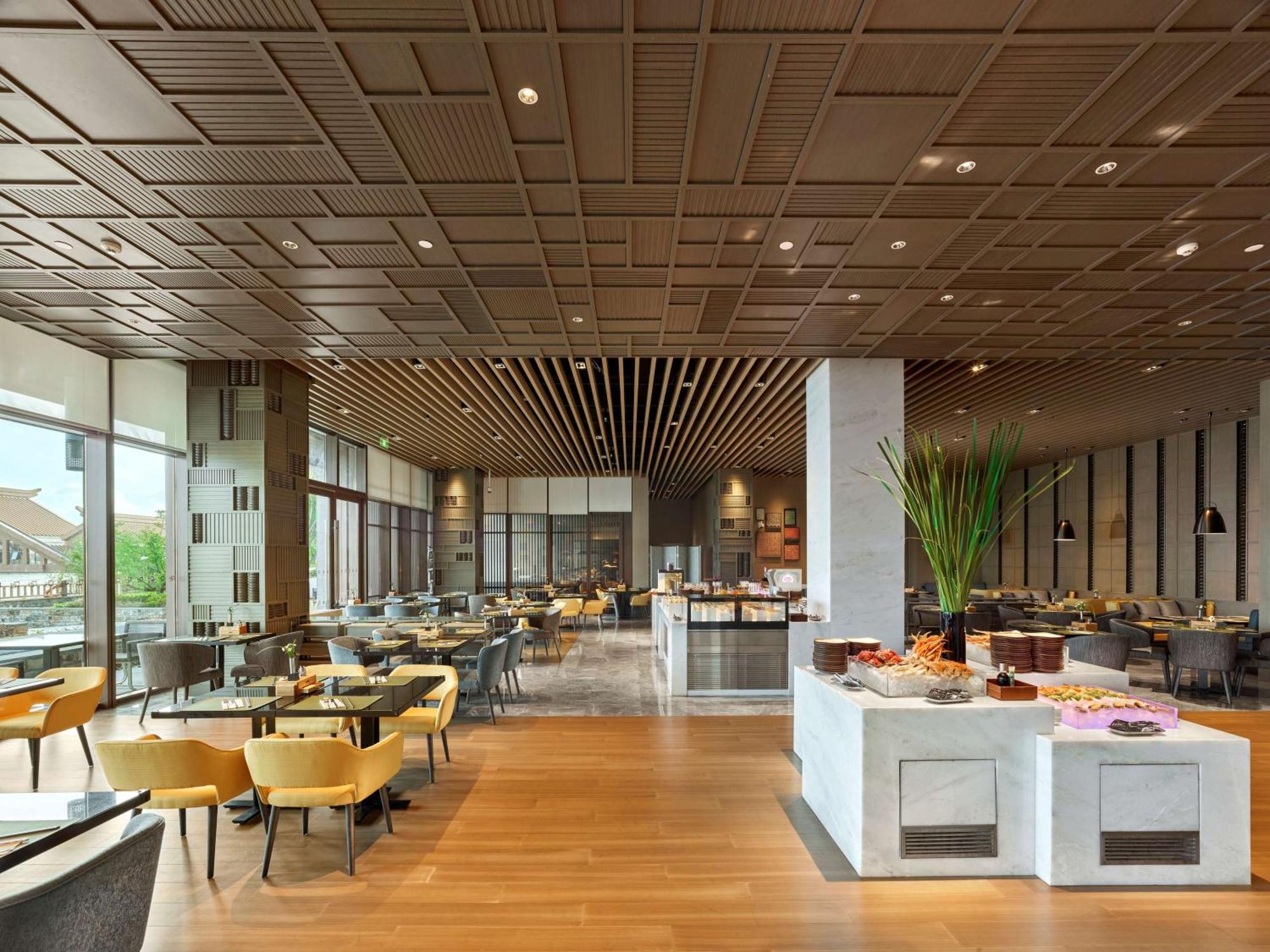 Hilton Shanghai Songjiang Guangfulin Exteriör bild