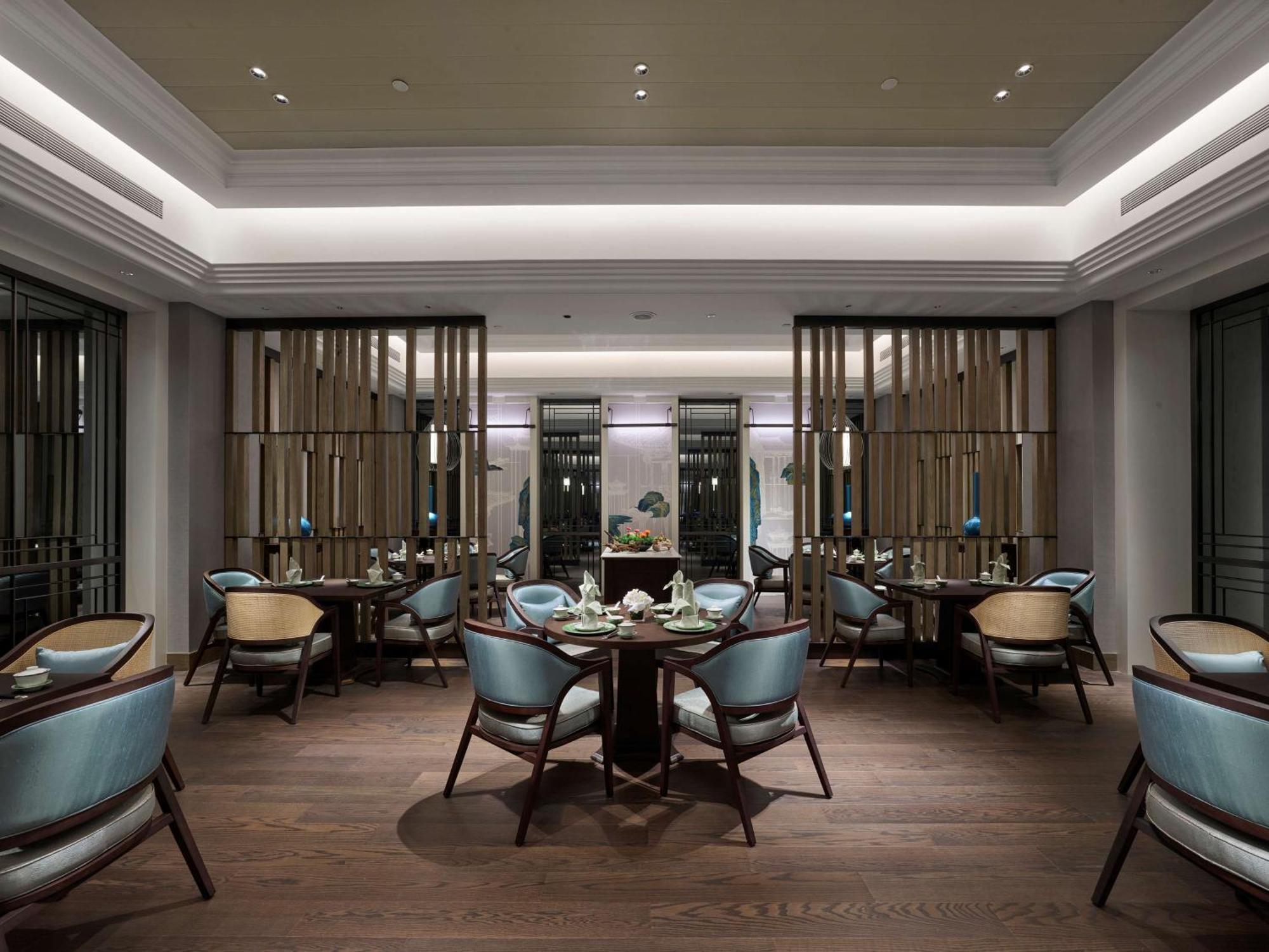Hilton Shanghai Songjiang Guangfulin Exteriör bild